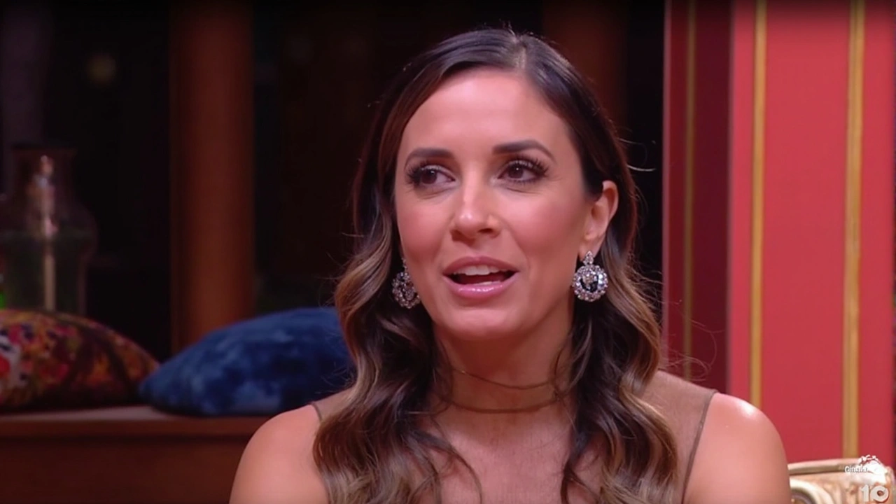 Vestido Transparente de Renata, Ex-BBB, Rouba a Cena no Aniversário de 60 Anos da Globo